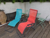 Outdoor furniture not representative of photos on website