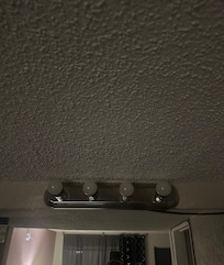 Main lighting source that had to be plugged in and unplugged