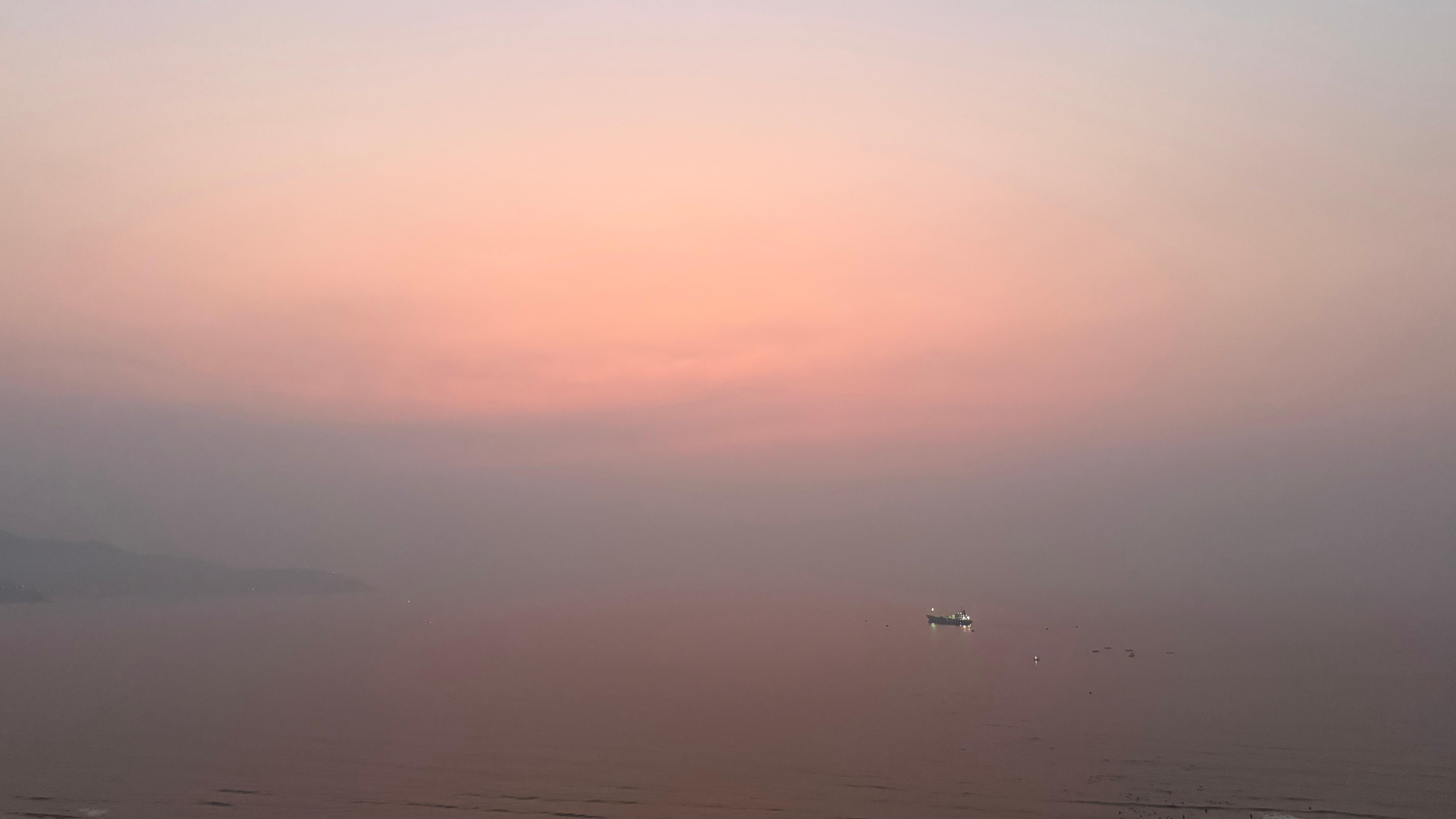 部屋から見た朝焼け