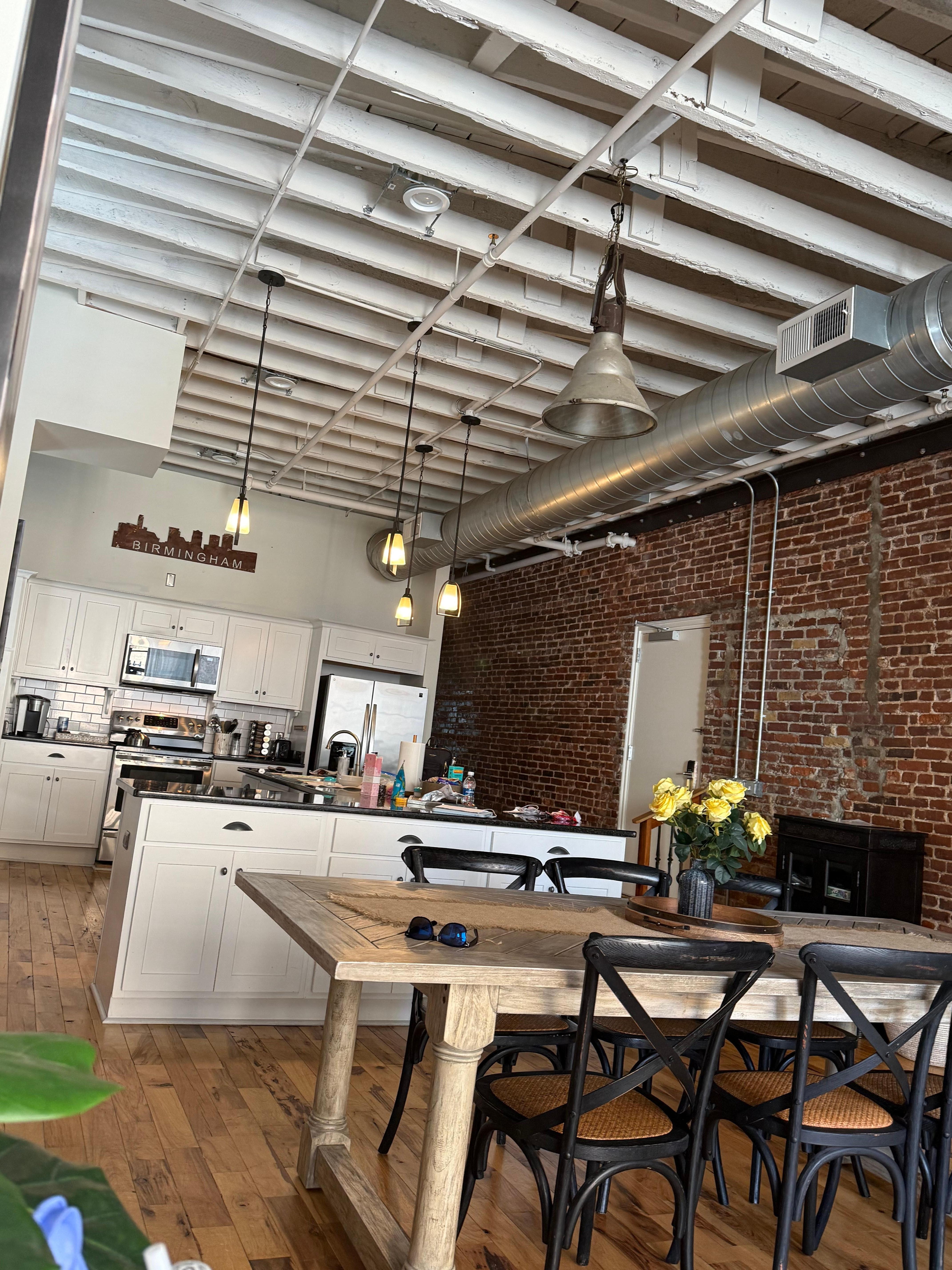 Front door entry to the kitchen