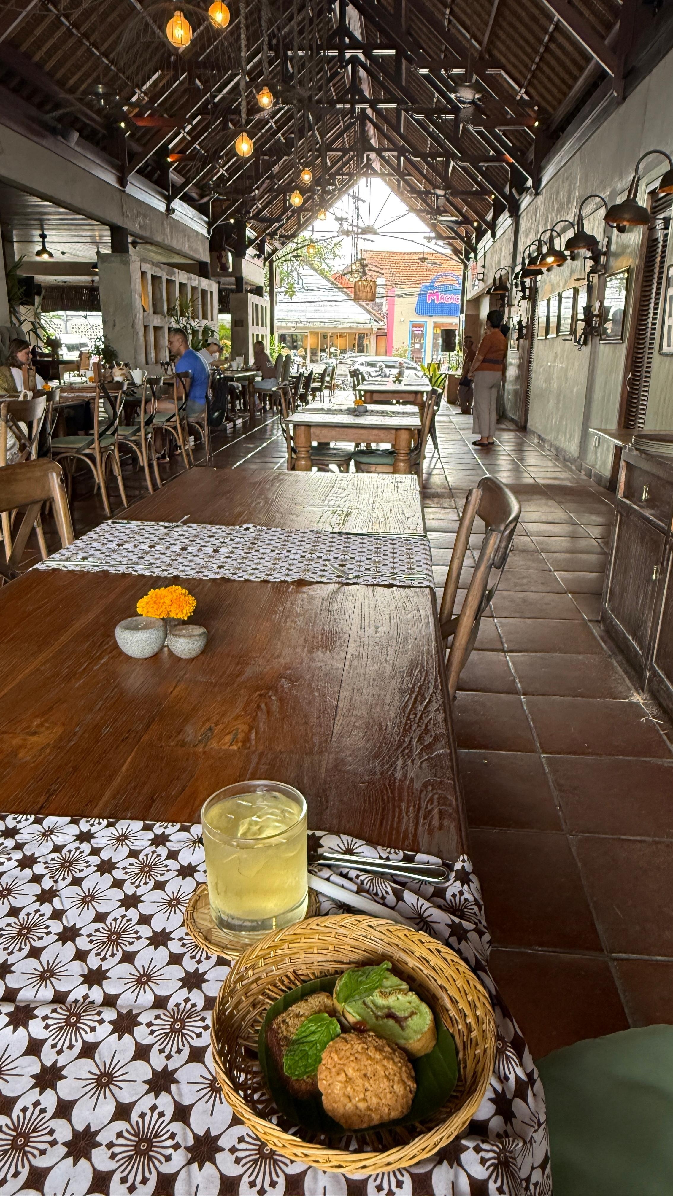Afternoon tea in the restaurant