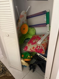 Guest bedroom closet