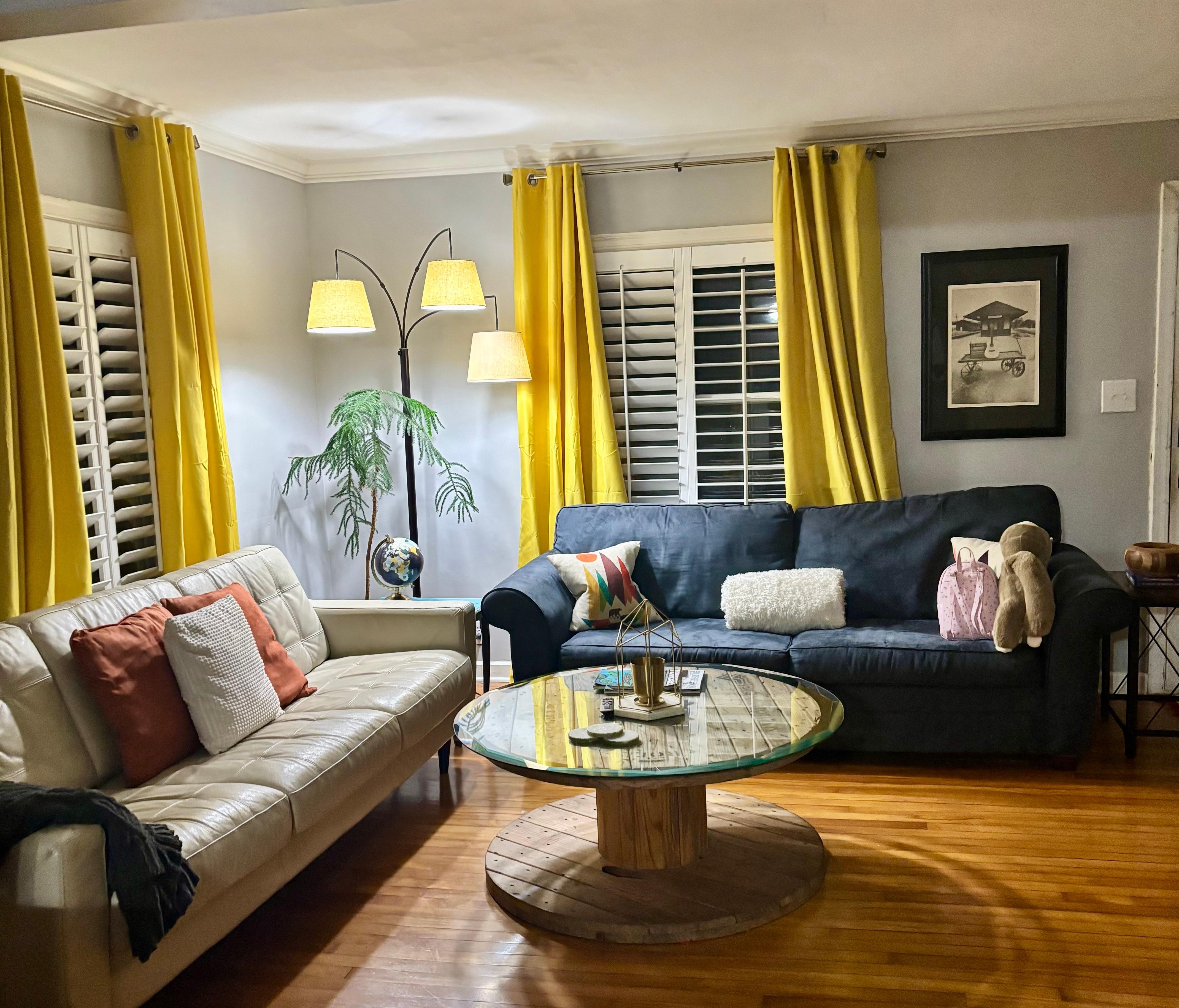 So beautiful and very cozy !!