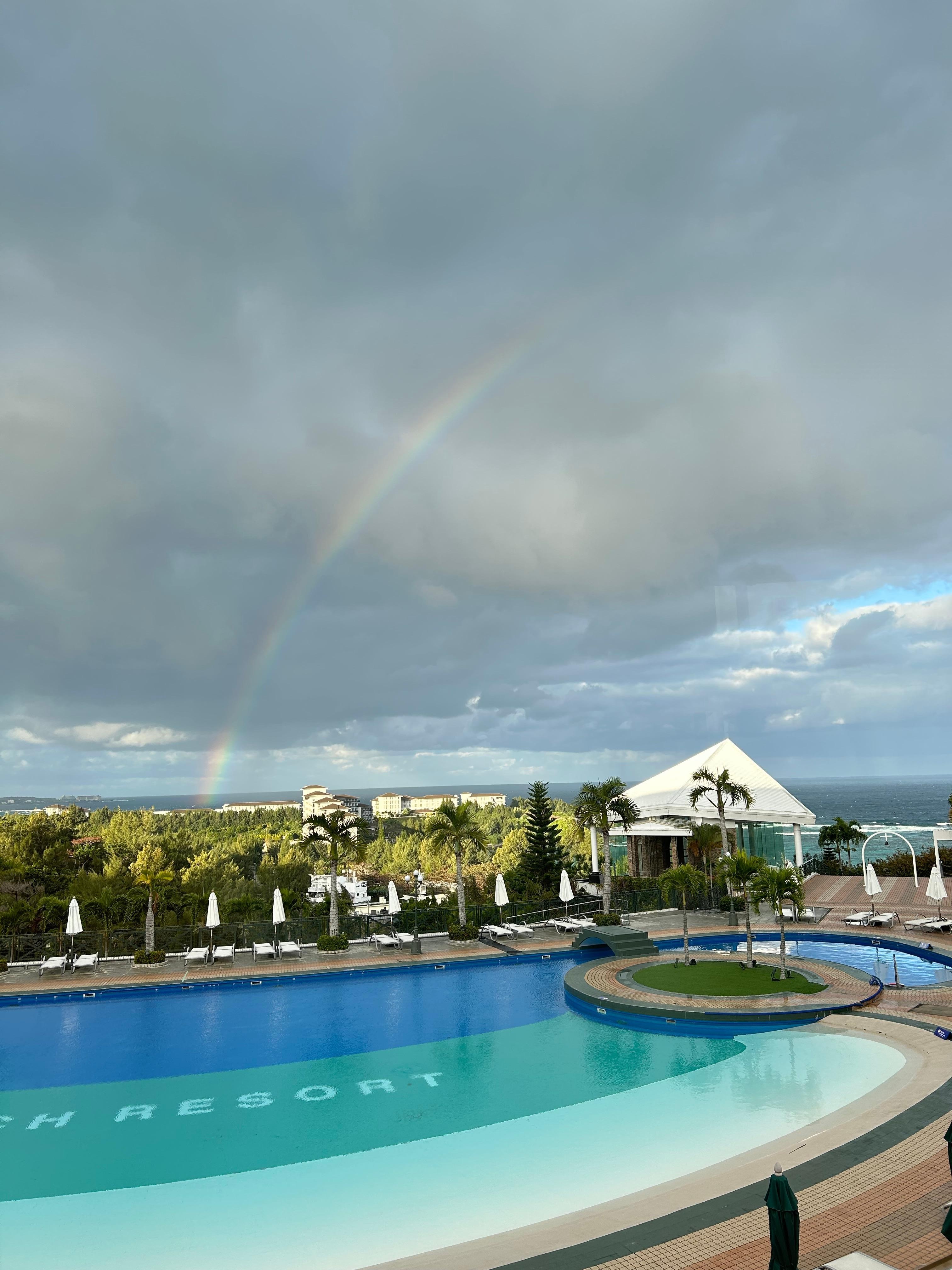 なんと虹が見えました！