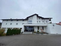 Ansicht vom Parkplatz