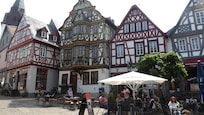 Marktplatz mit Tourist-Info