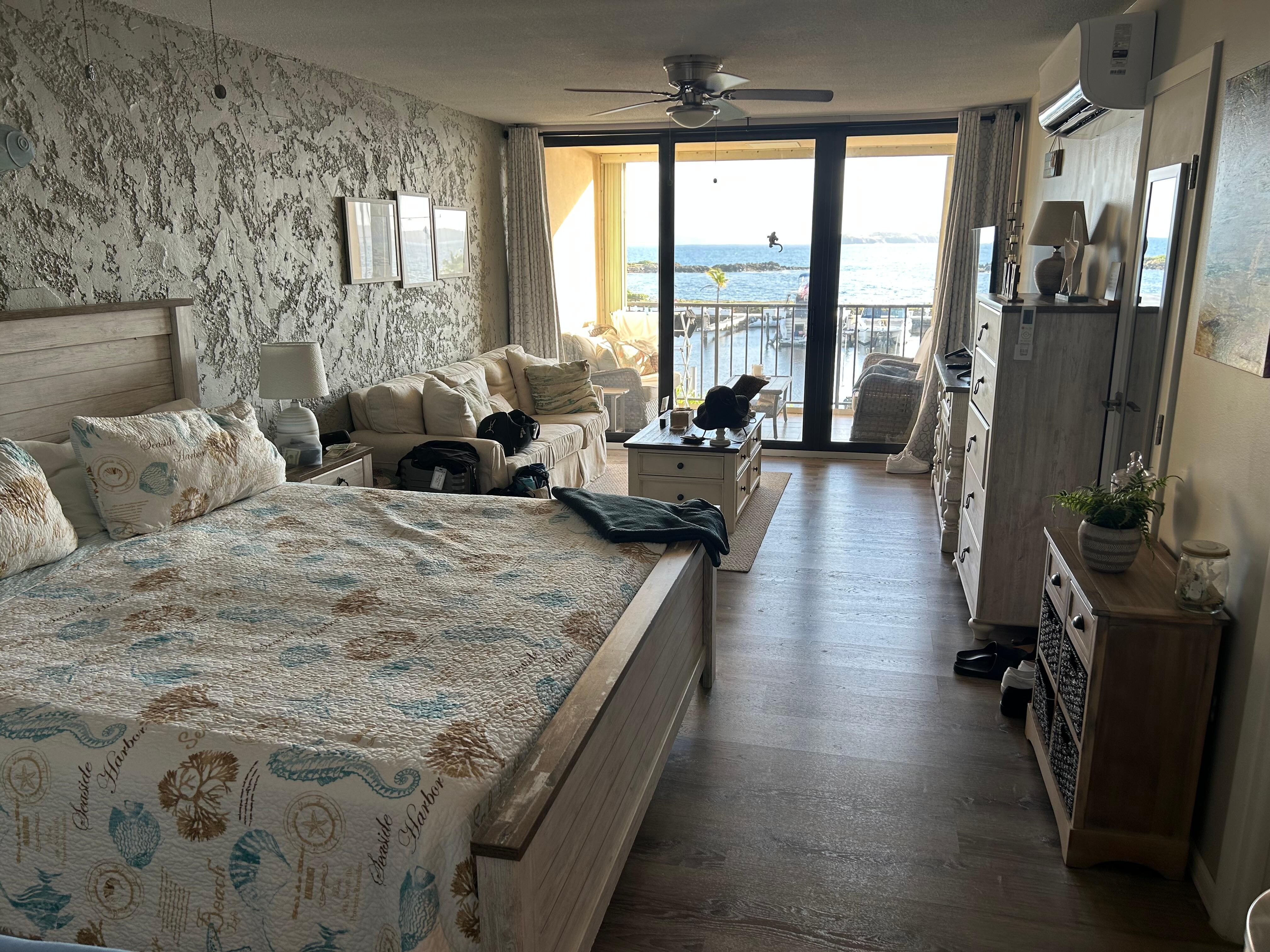 The amazing condo
