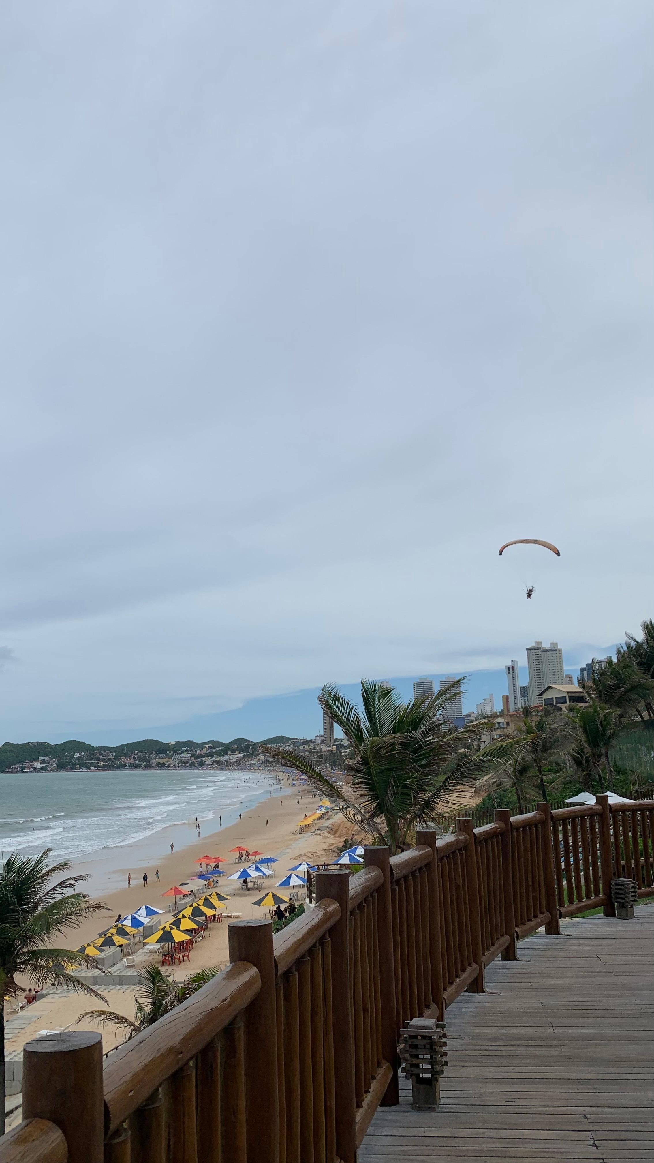 Vista da área da piscina 