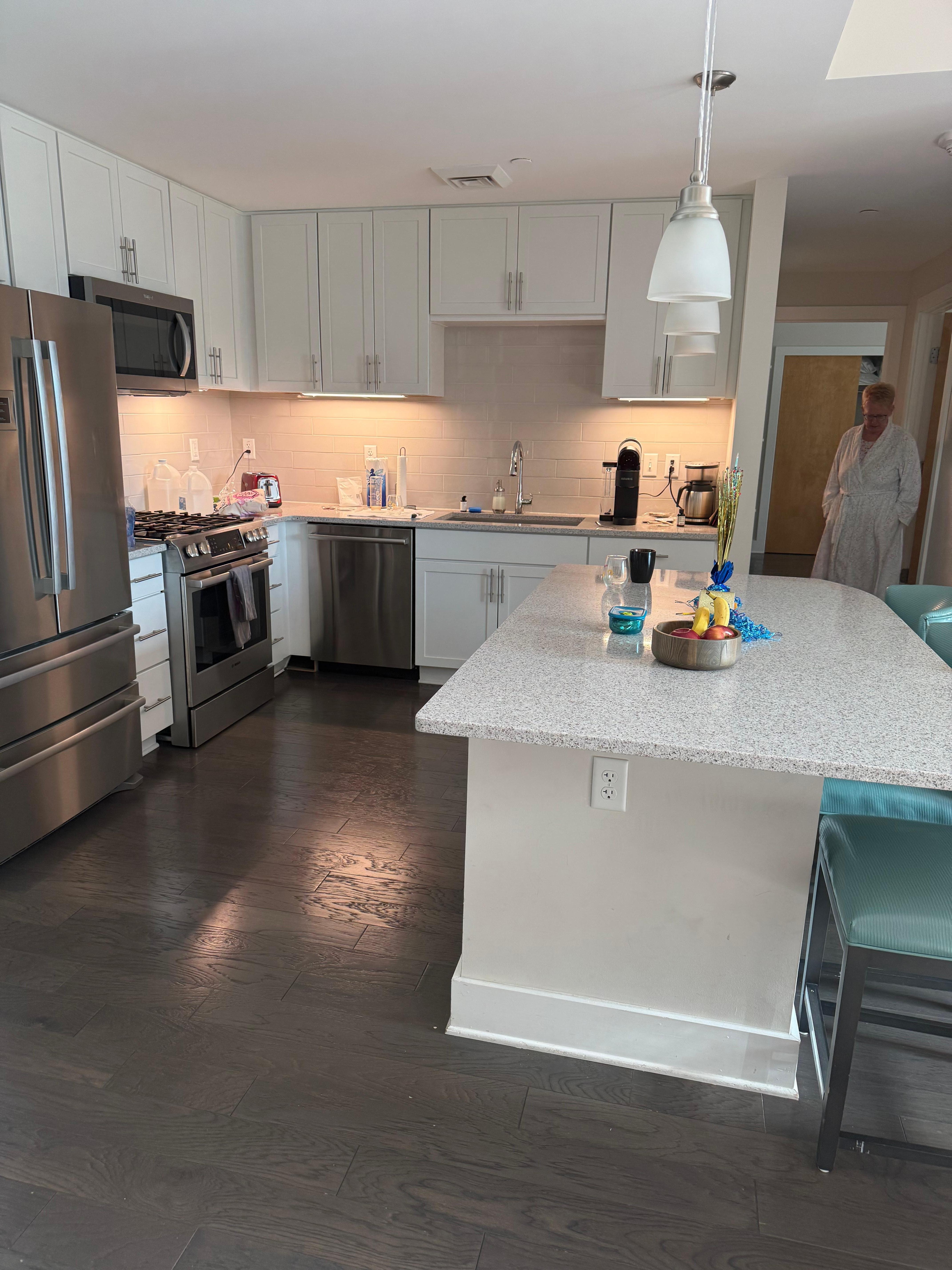 Nicely laid out kitchen