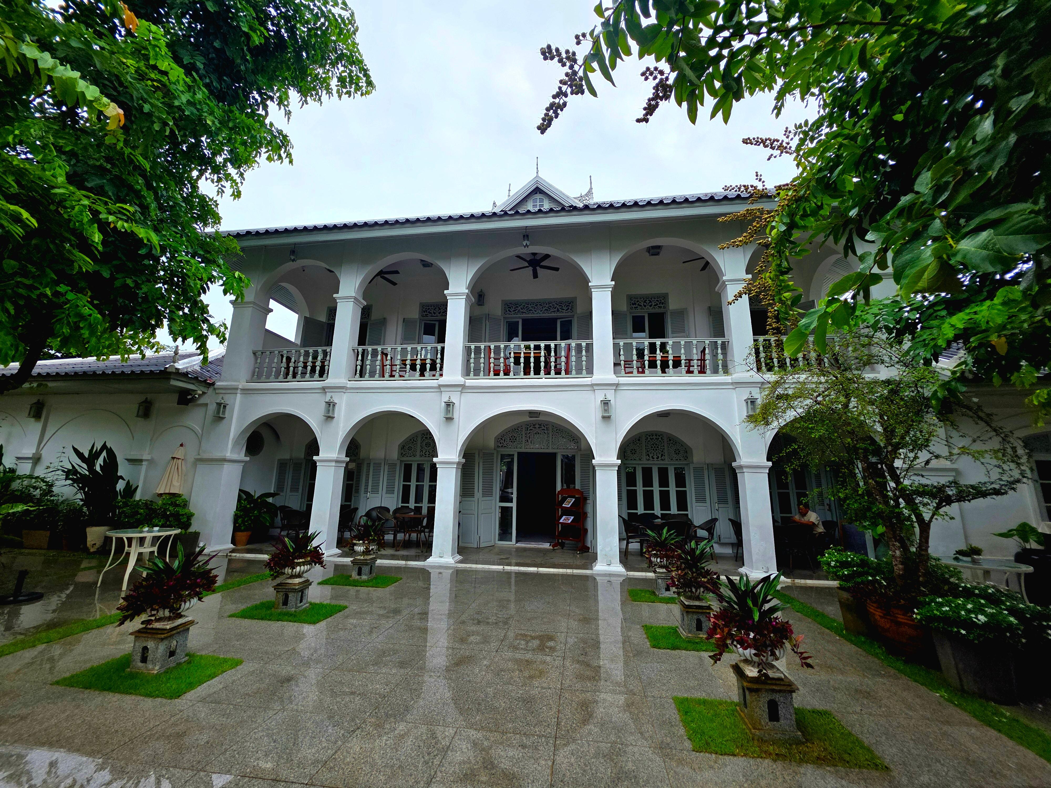 Hotel front 