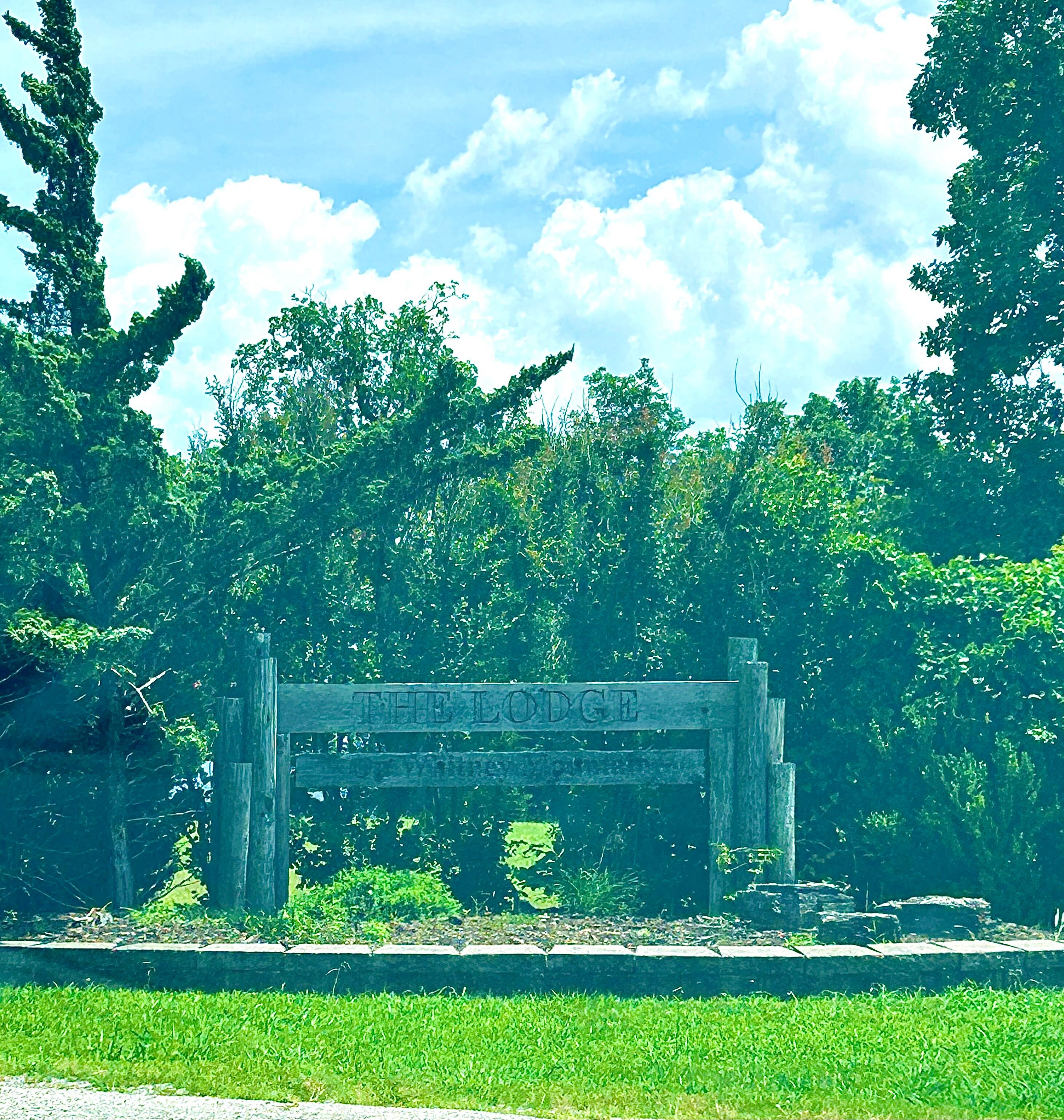 Entrance sign