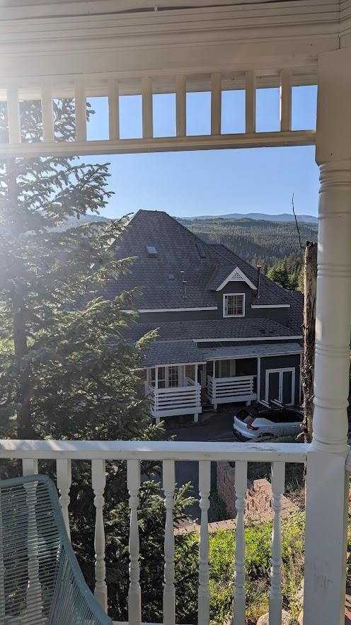 The gazebo is higher than the chateau.