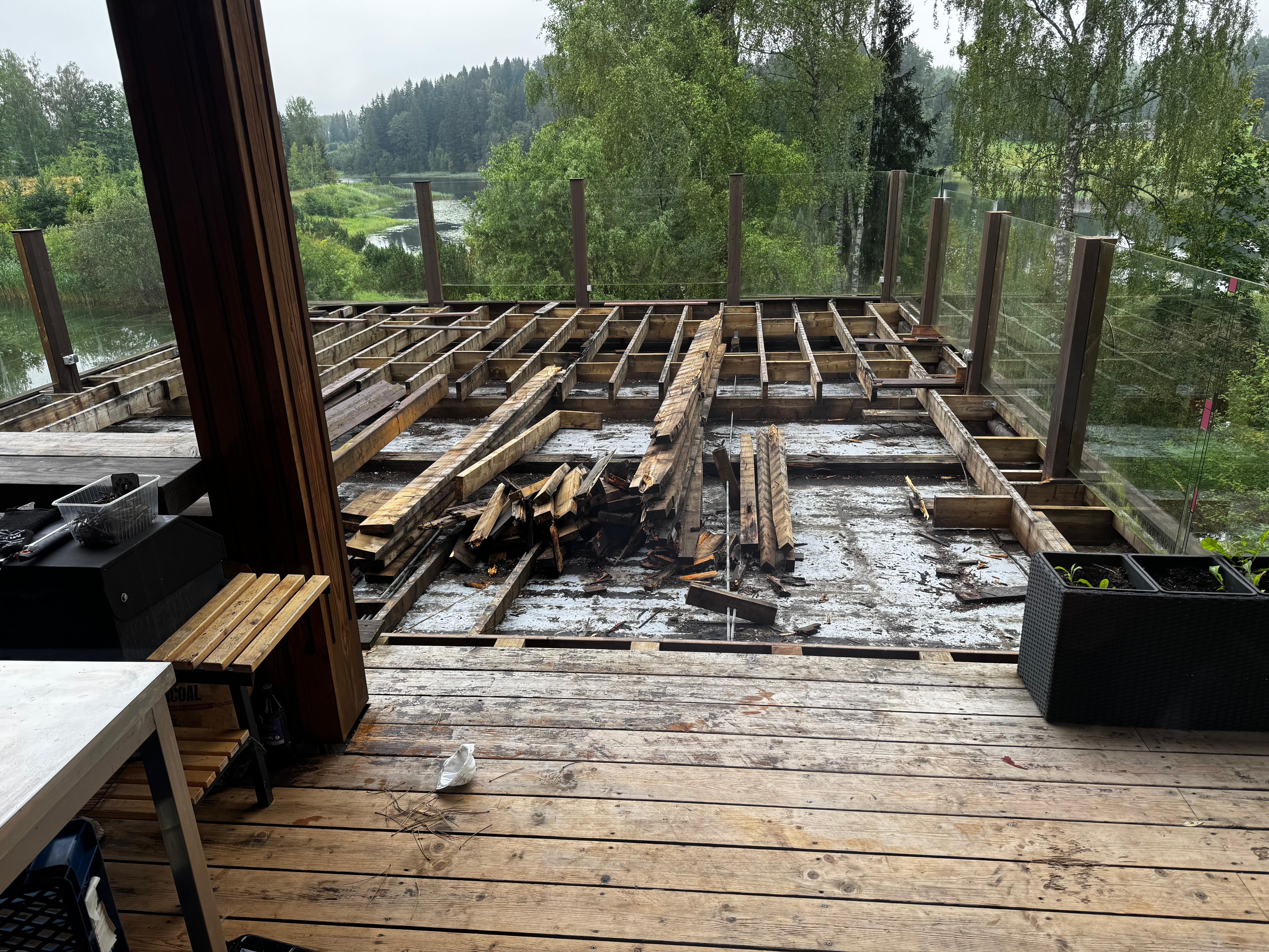 Sun deck under repair