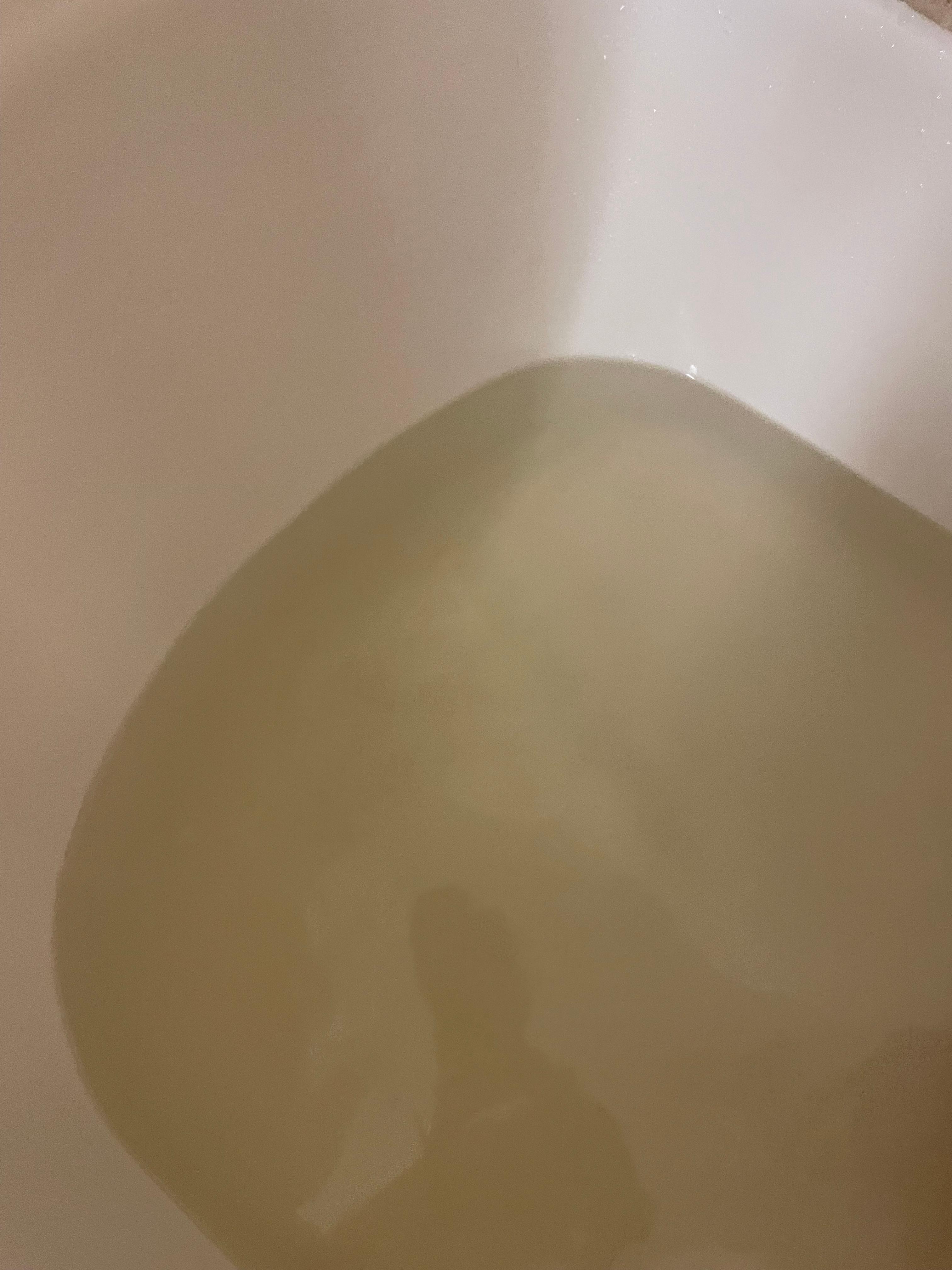 Eau de la salle de bain