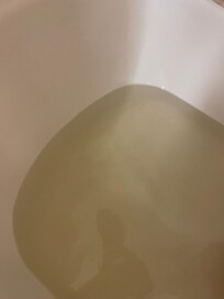 Eau de la salle de bain