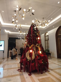 Christmas tree in the hotel foyer.