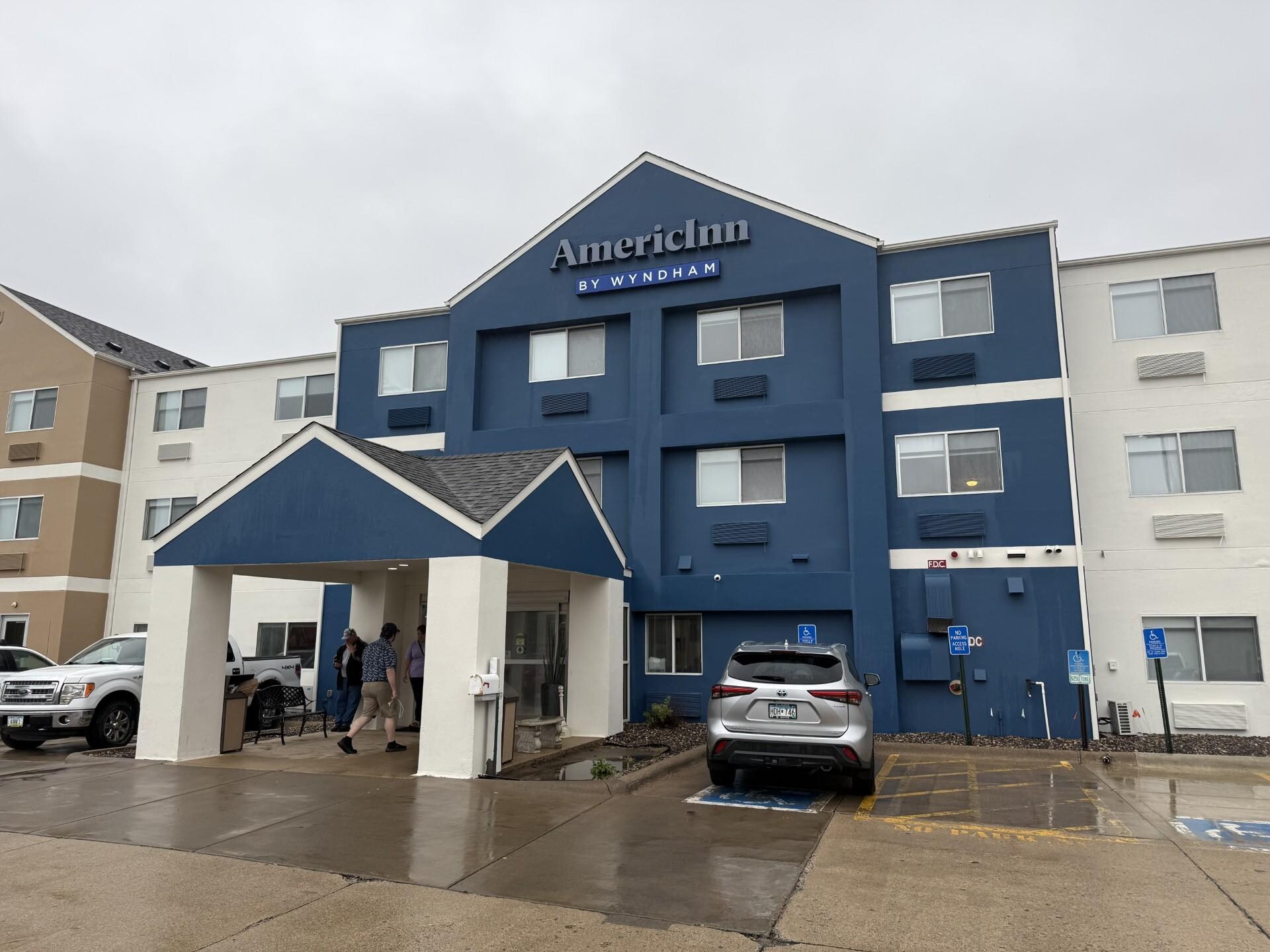 The exterior generally gives a favorable impression from a distance.  The hotel is in a good location for the restaurants we like.  We walked to them each night. 