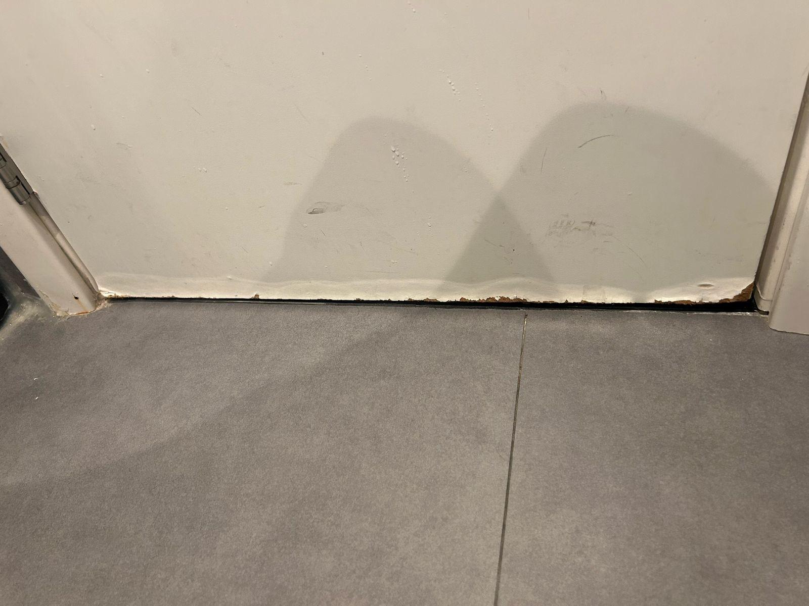 Door in bad condition.