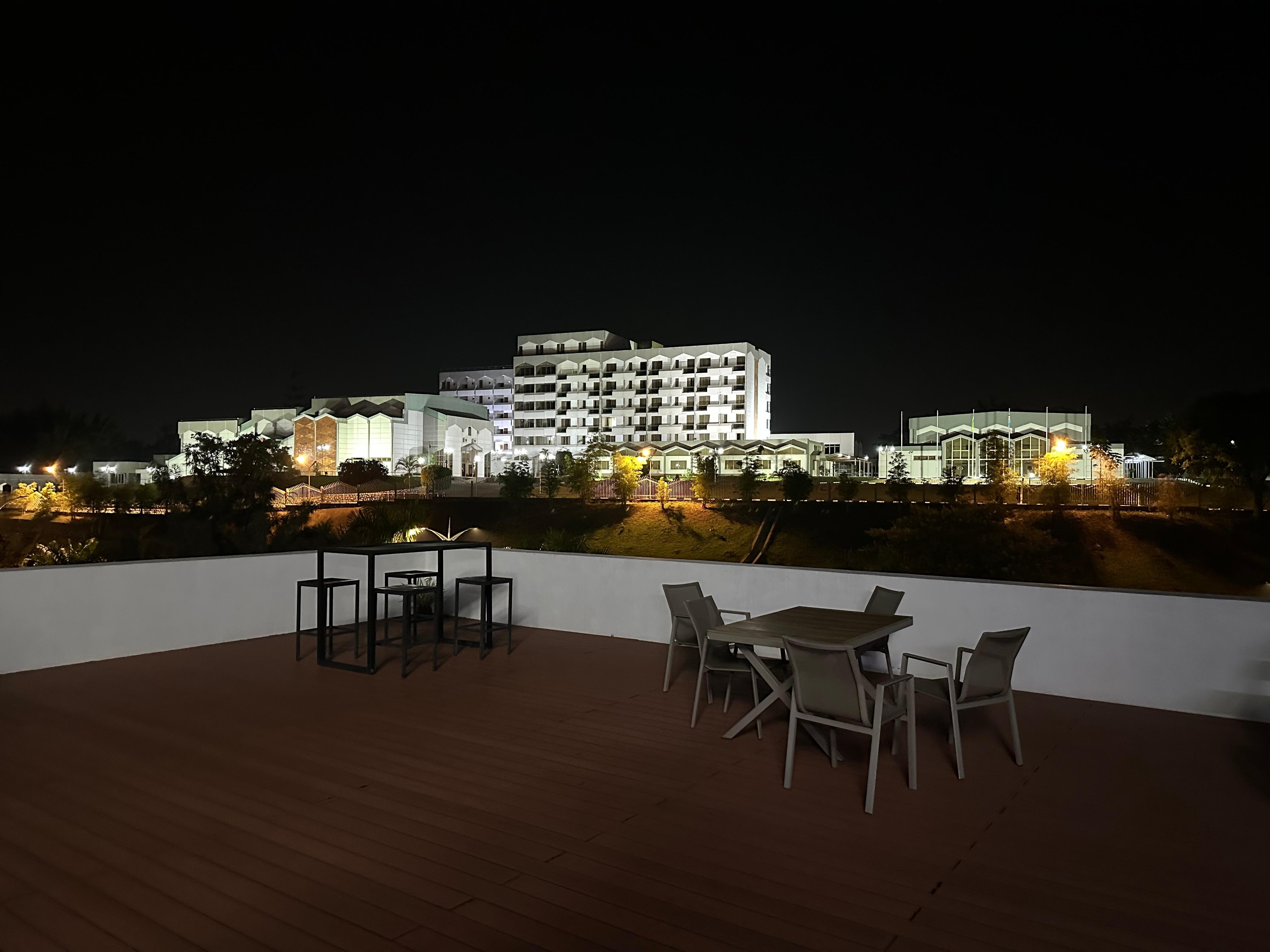 The rooftop facing the parliament building 