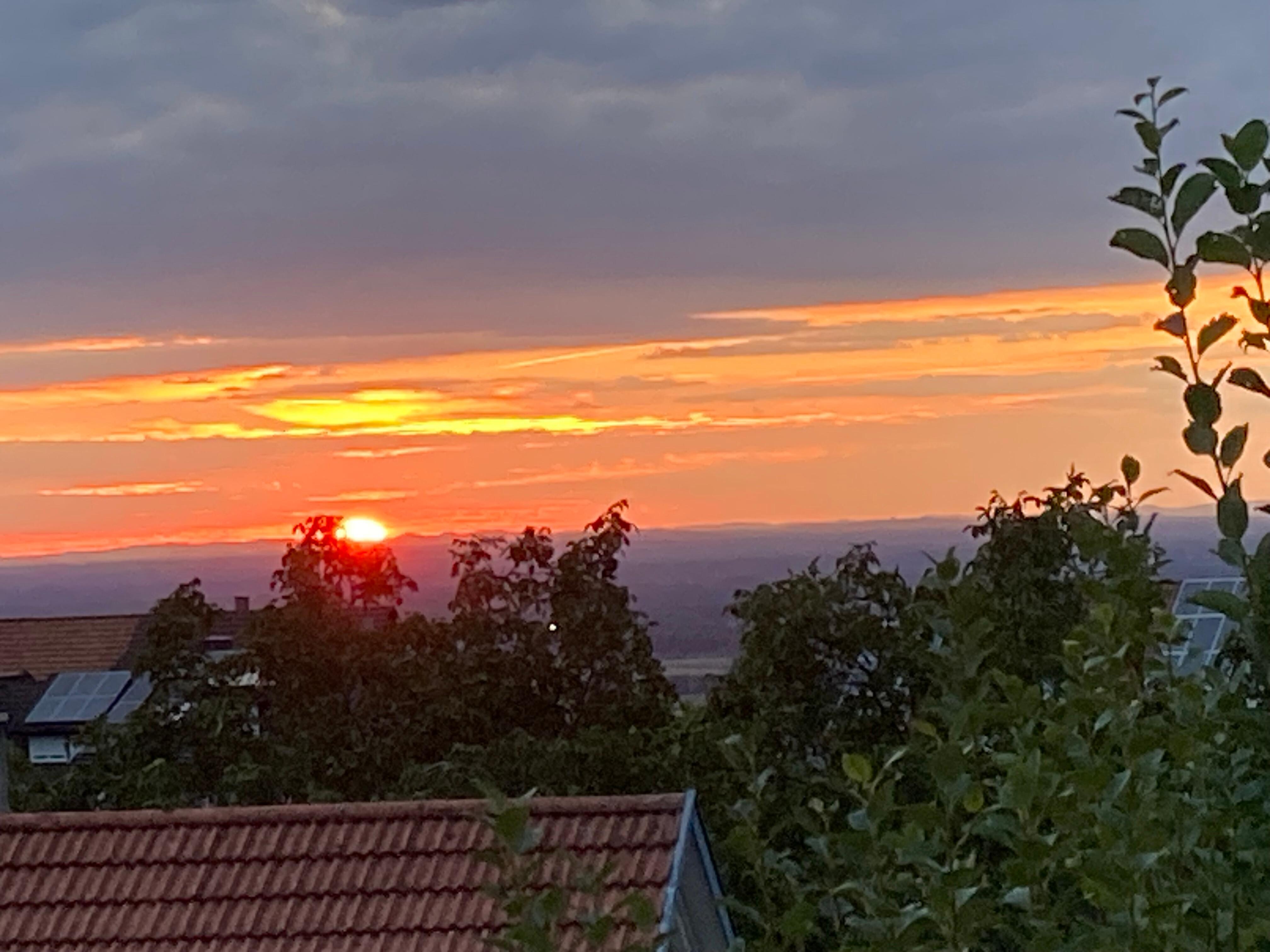Sonnenuntergang, Blick aus dem Schlafzimmer 