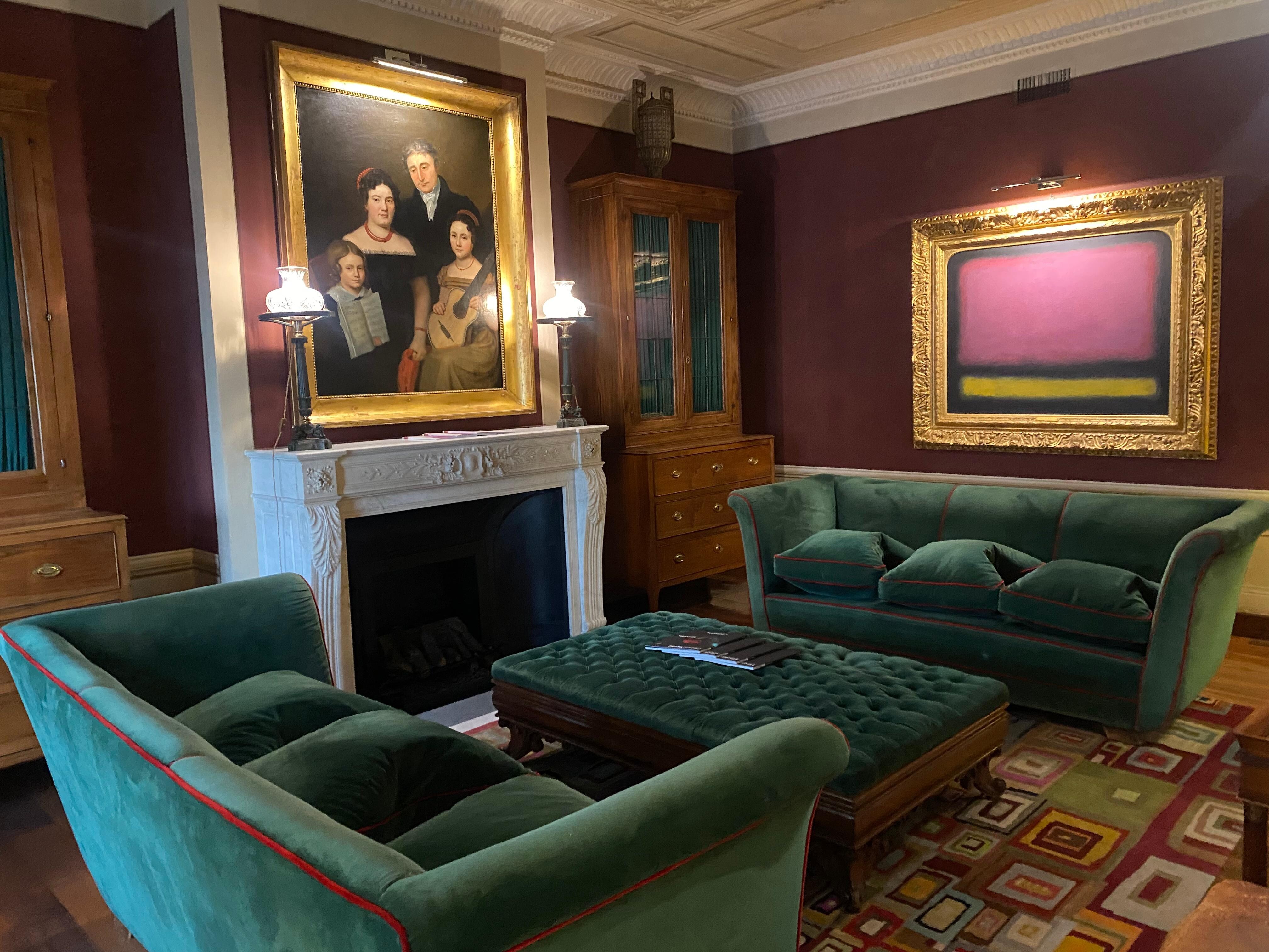 Room off of lobby