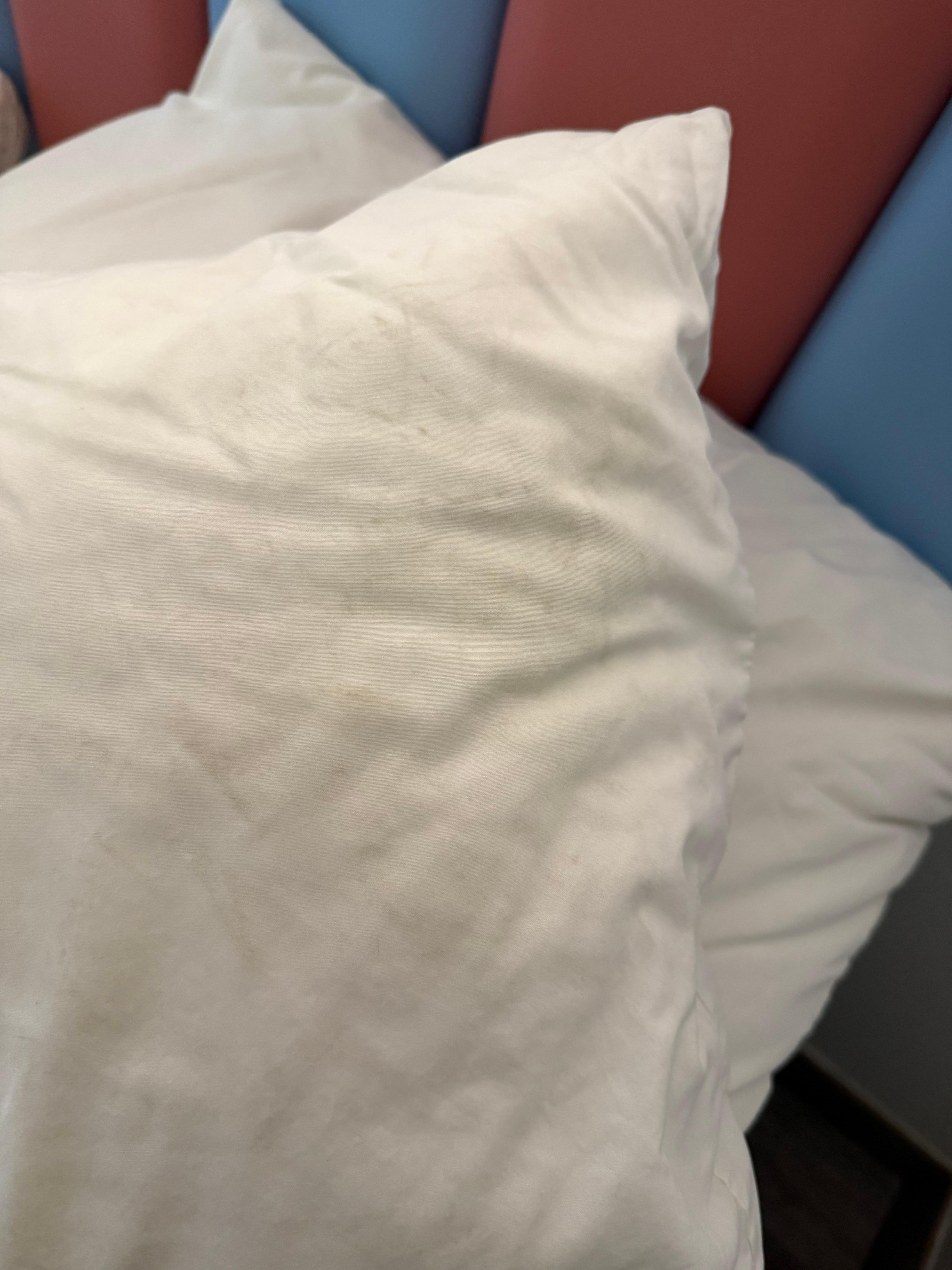 Stained pillowcases 