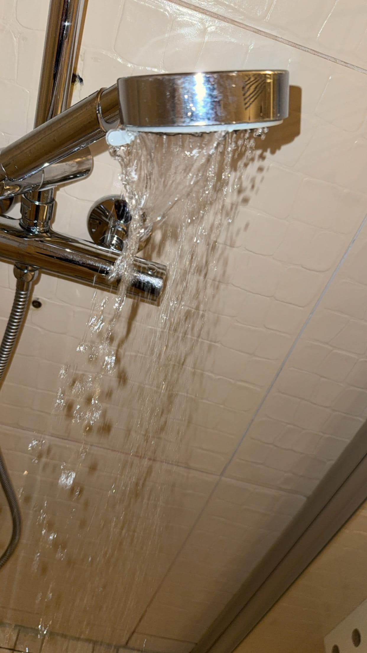 Elendig trykk u dusjen