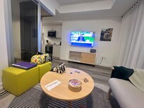 Nice clean condo; feels like home.
