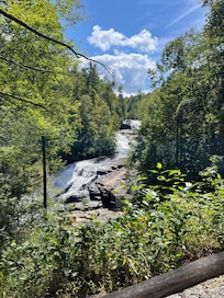 Gorgeous hikes through High falls