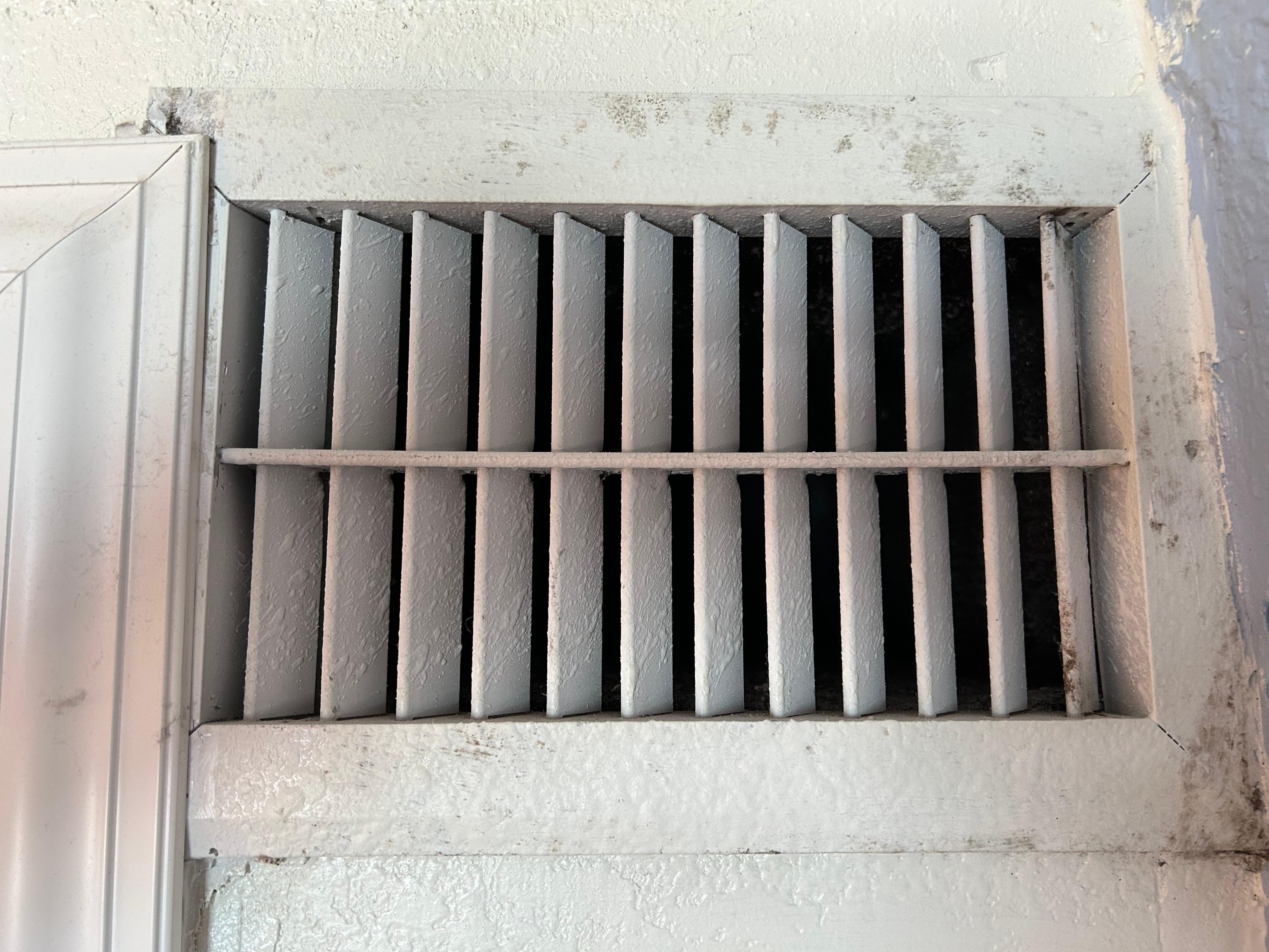 Air vent in living area