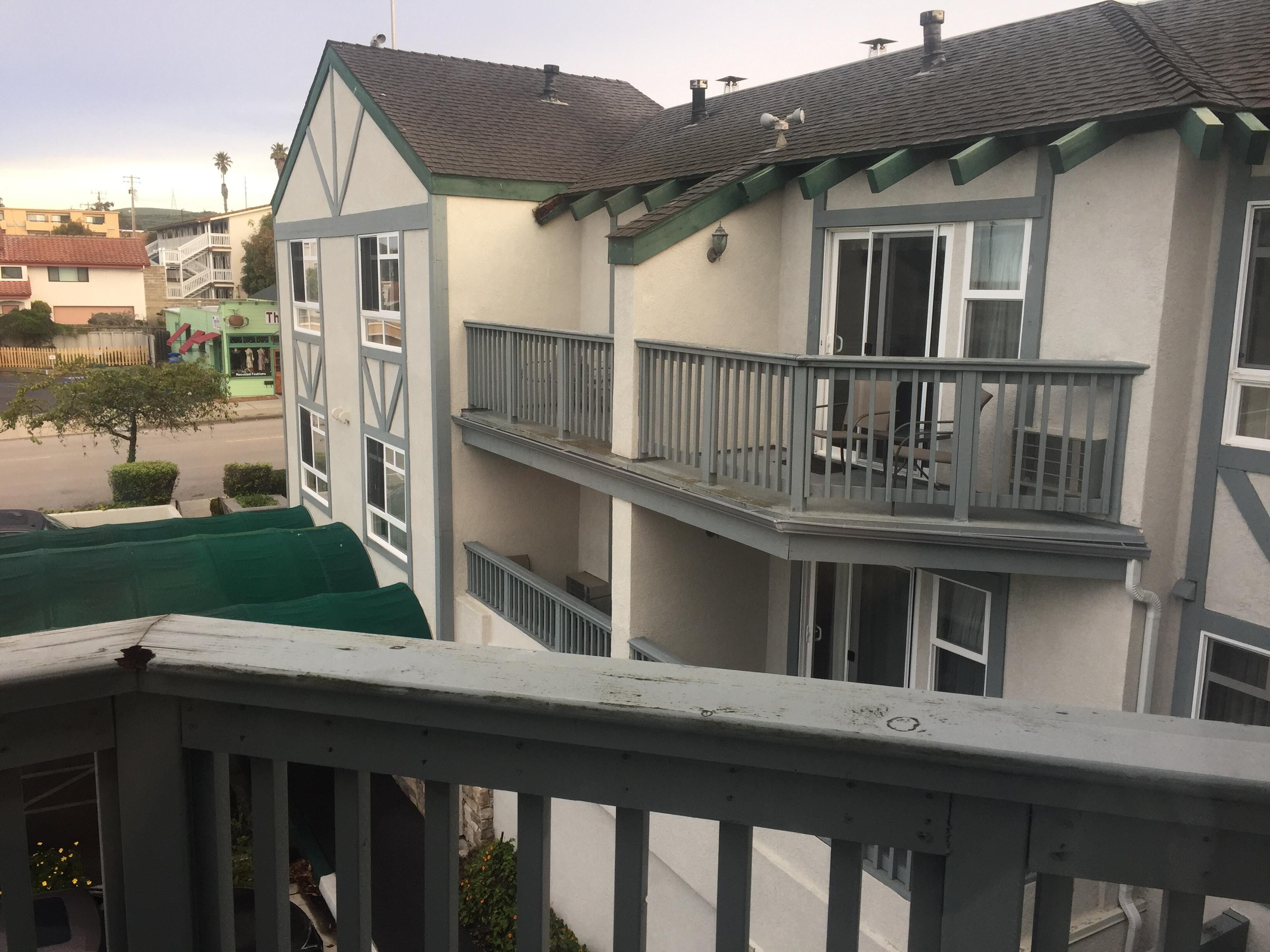 Ascot Inn at the Rock in San Luis Obispo Hotel Rates & Reviews on