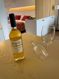 환영용 화이트와인