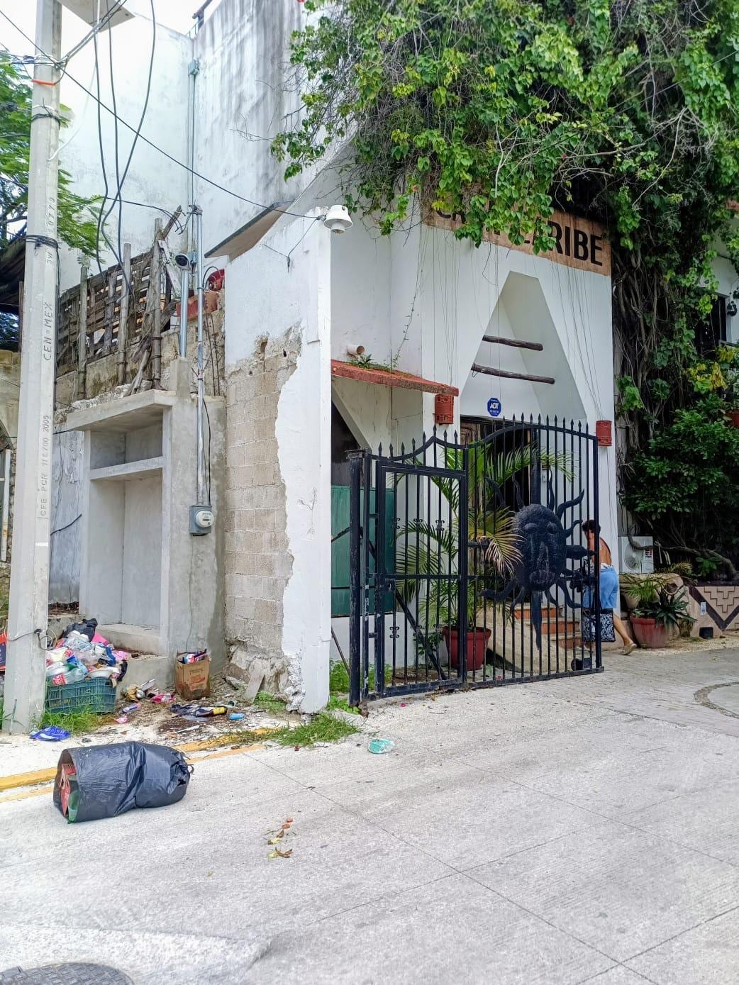 L'entrée le Nom n'est pas visible et dépotoir