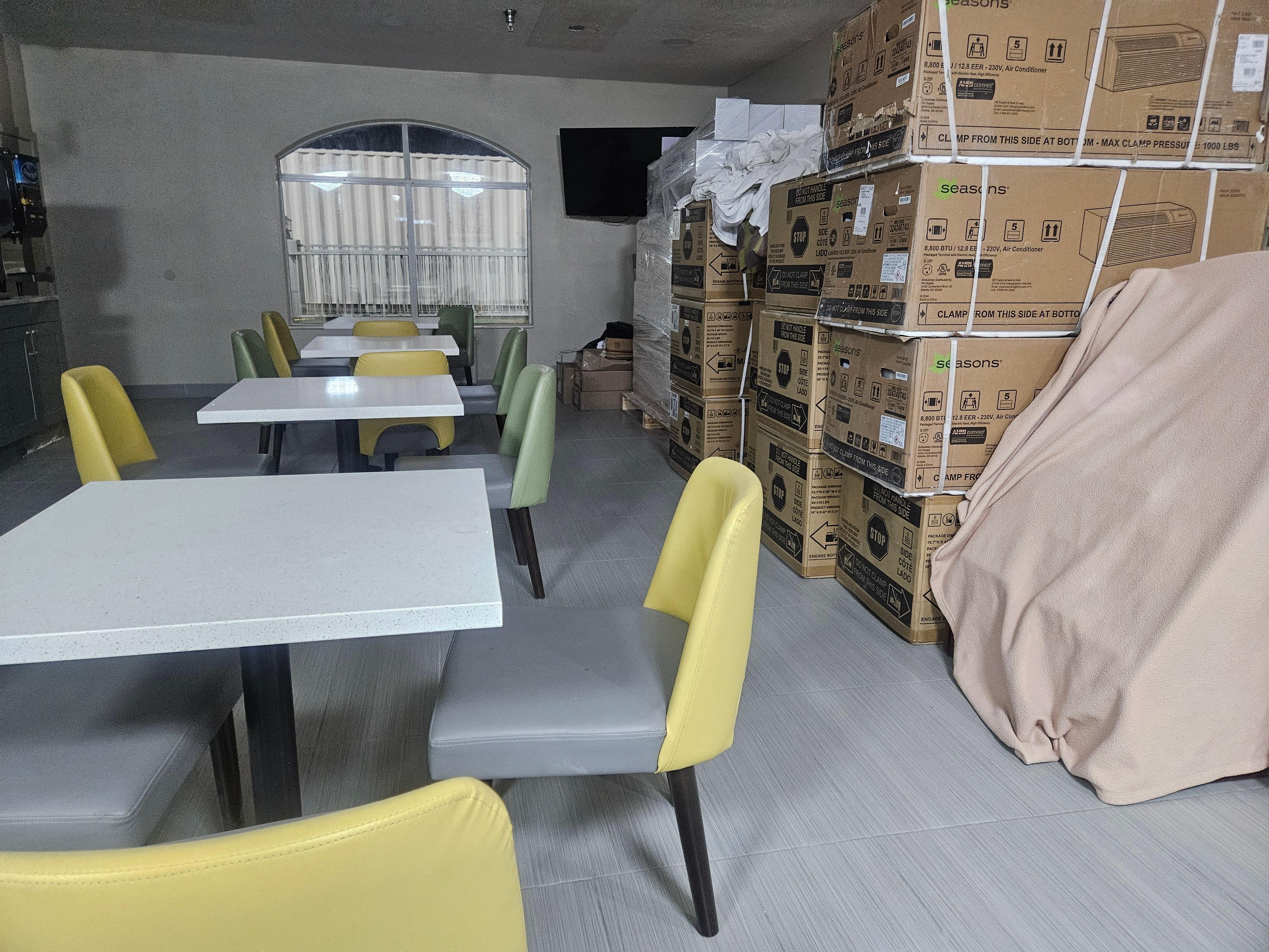 Dining /kitchen being renovated so no advertised breakfast. 