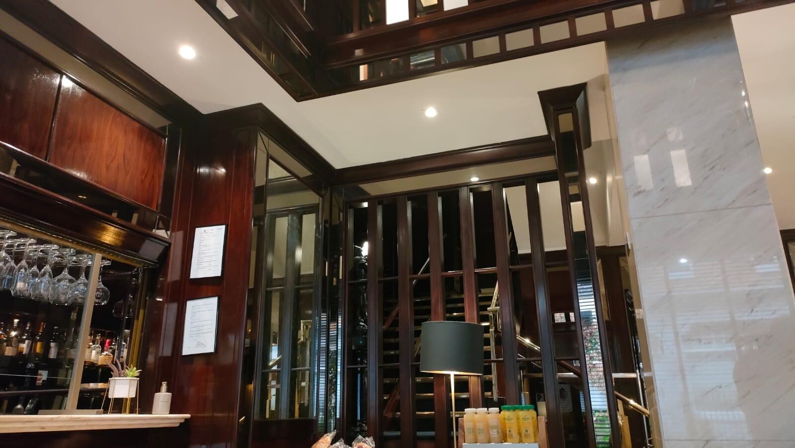 Very art deco