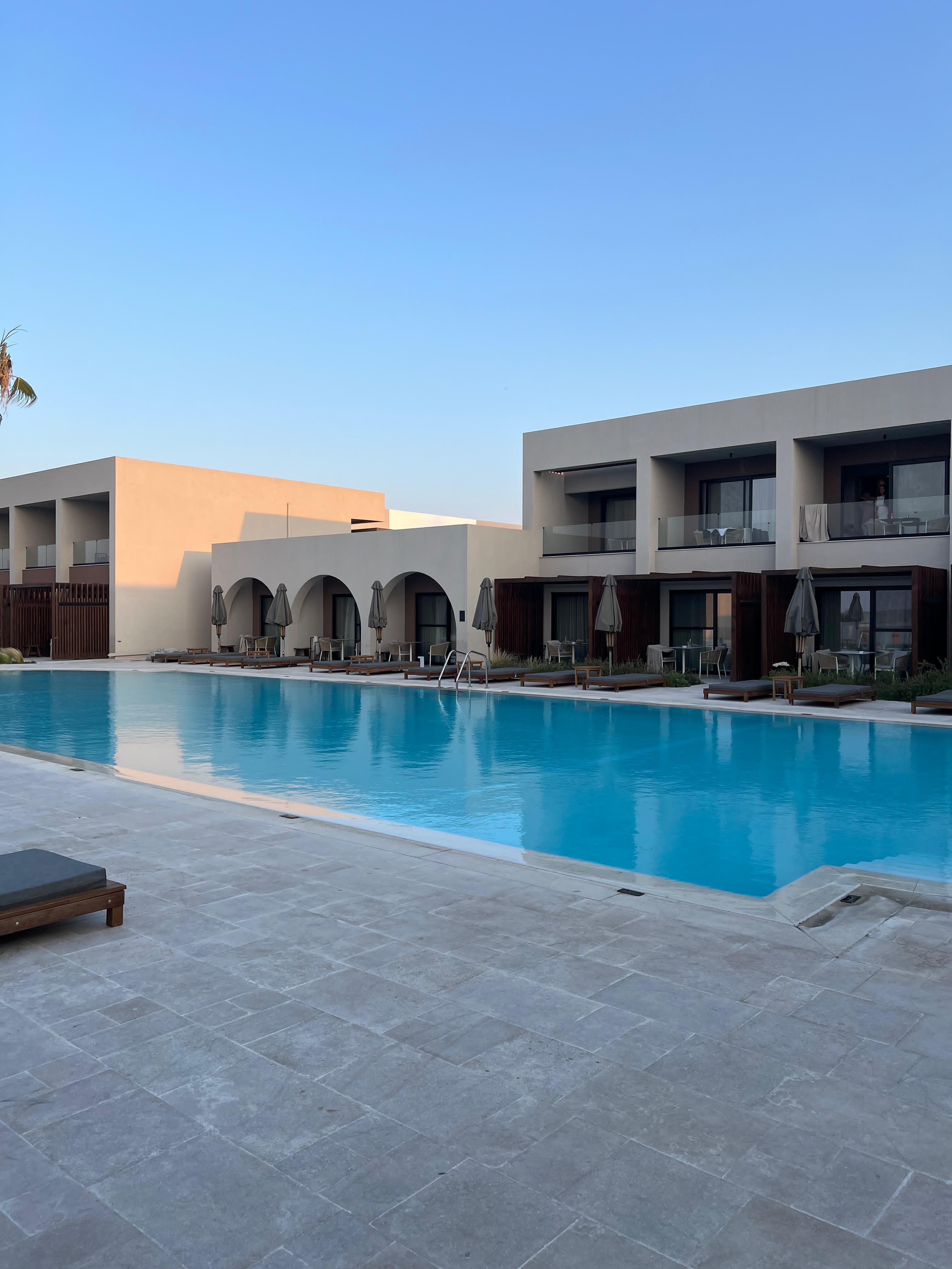 Pool 2
