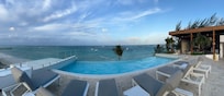 Rooftop pool (panorama shot)