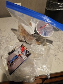 Trash on table didn't collect.