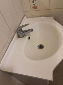 Moldy faucet, dirty sink, used bar of soap was left there. I had to ask for fresh soap.