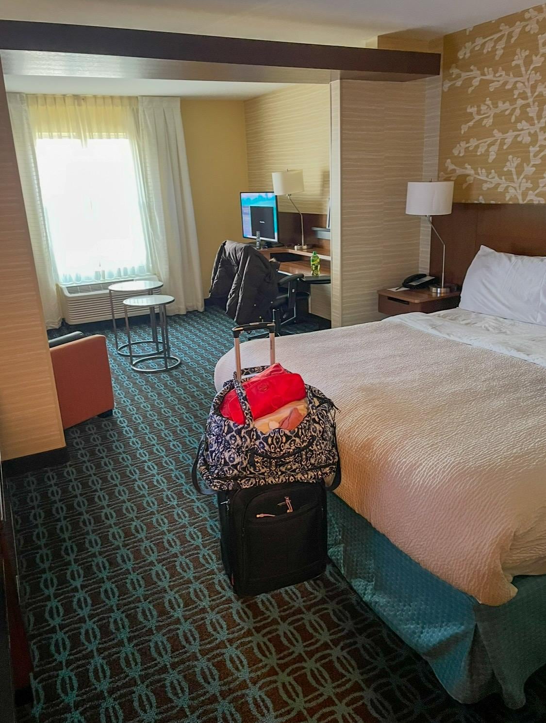 Clean bright room, bed and location as we requested