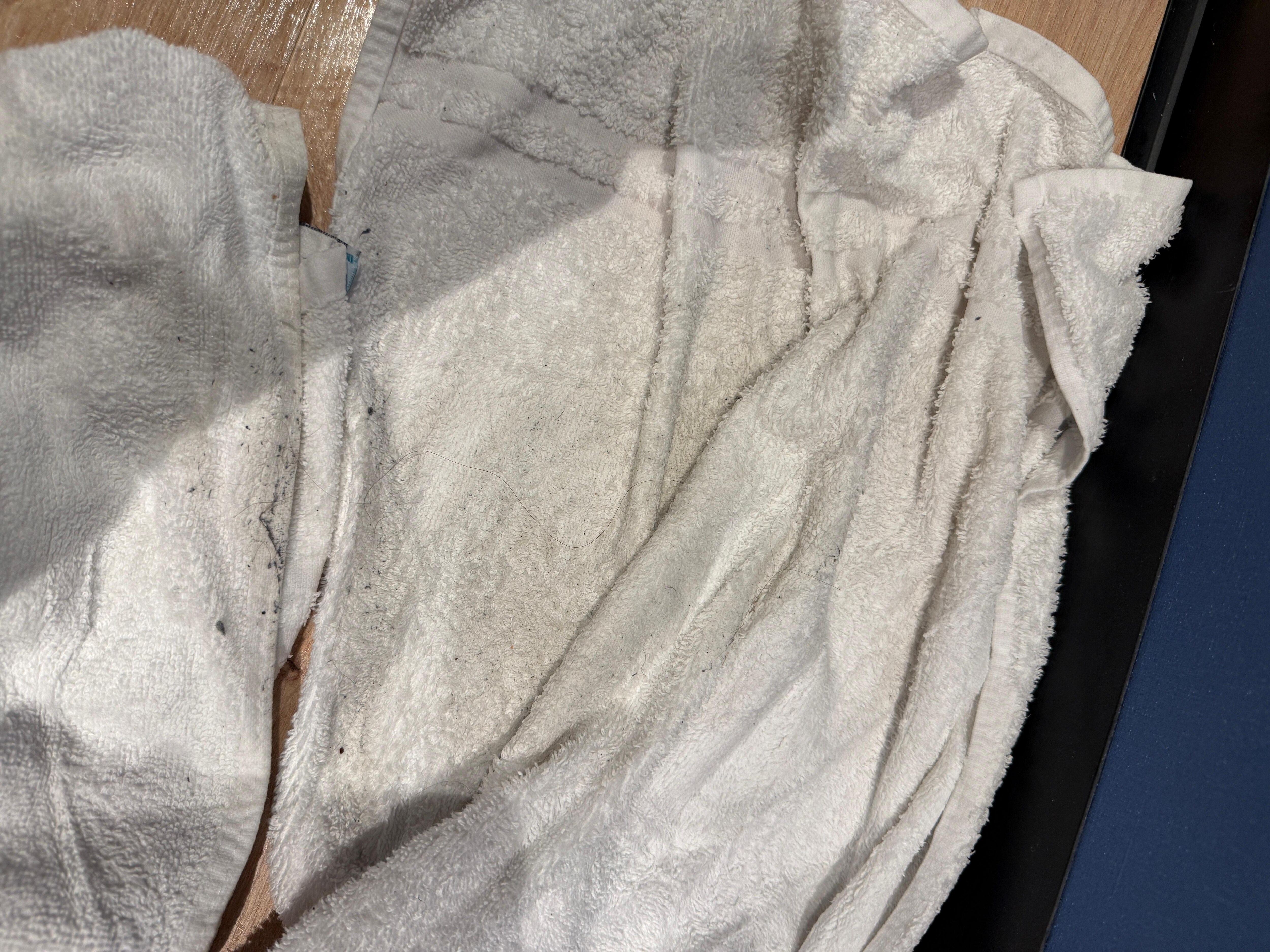 Durchgewischt bei Ankunft: Ergebnis: dreckiges Handtuch.