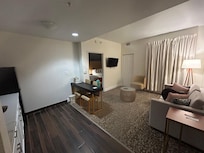 Suite style room