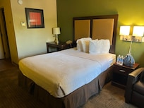 Nice firm bed, lights, and plugs in the right next to the bed. Very clean.