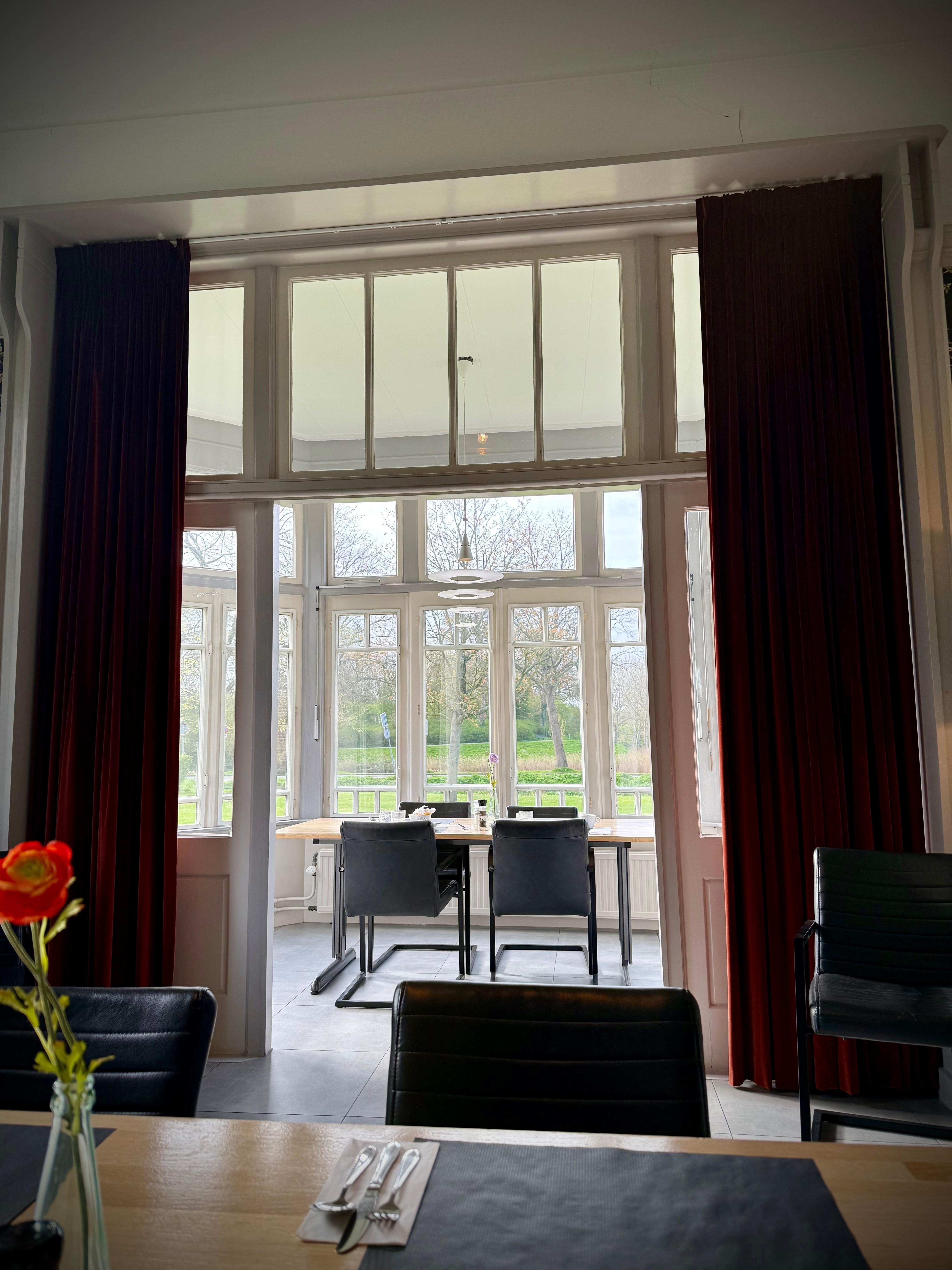 Aufenthaltsraum zum Frühstücken 