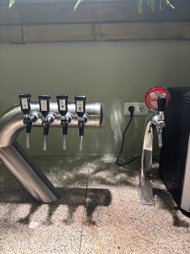 The taps of wine and beer at the dining spaces