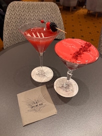 Heerlijke cocktails in de bar