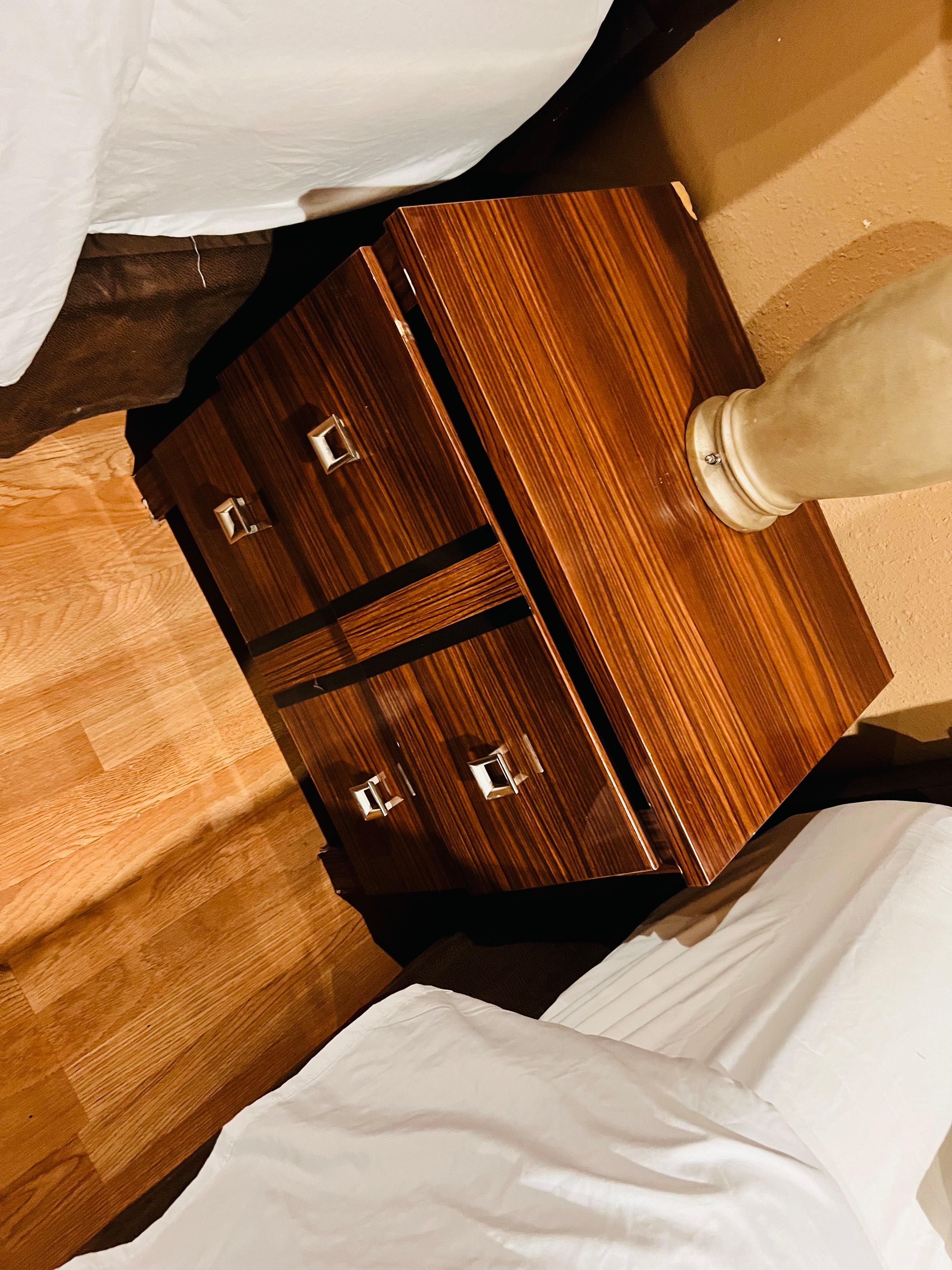 That nightstand it’s falling a part 