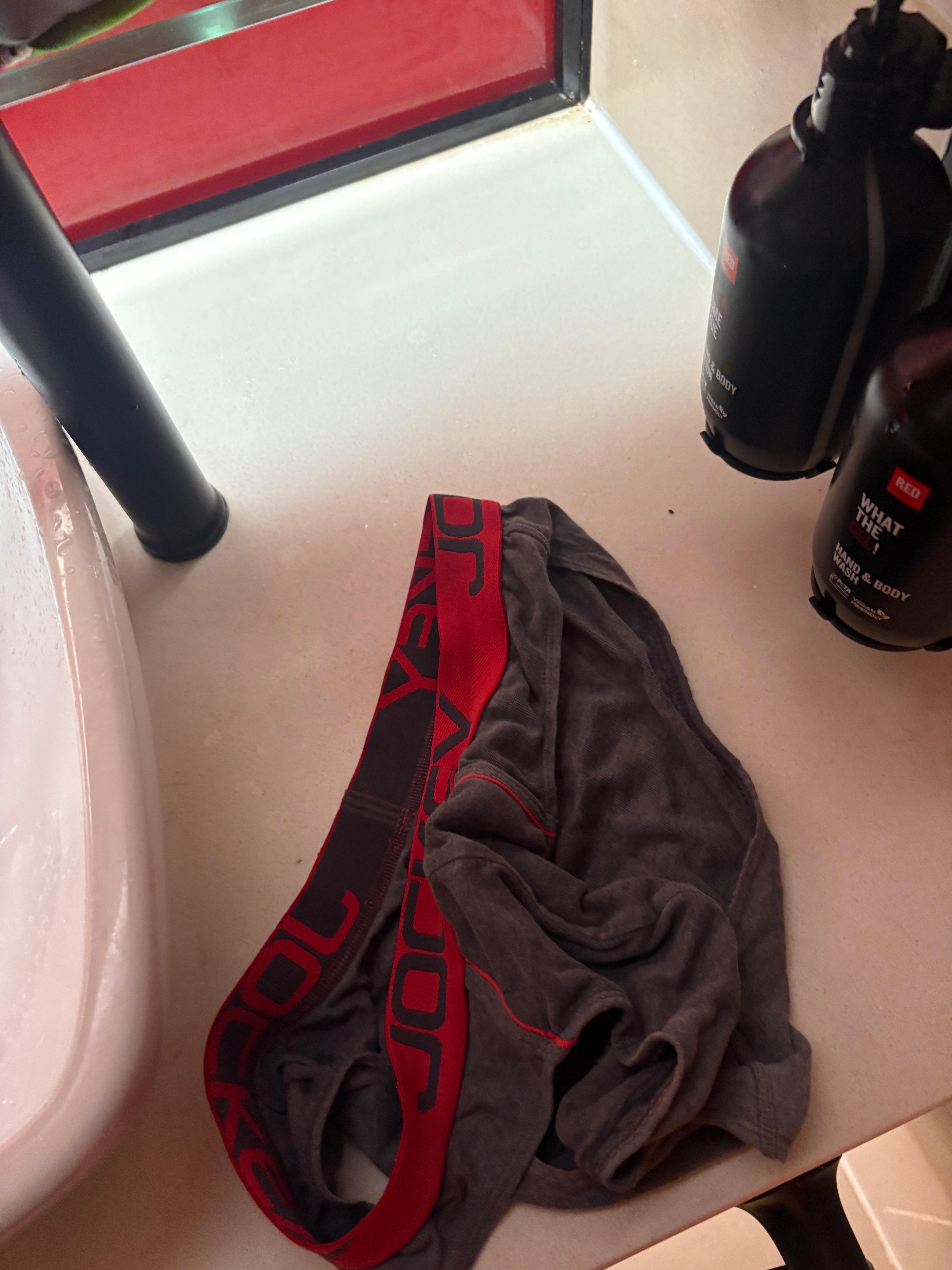 “ bathroom gift ! “