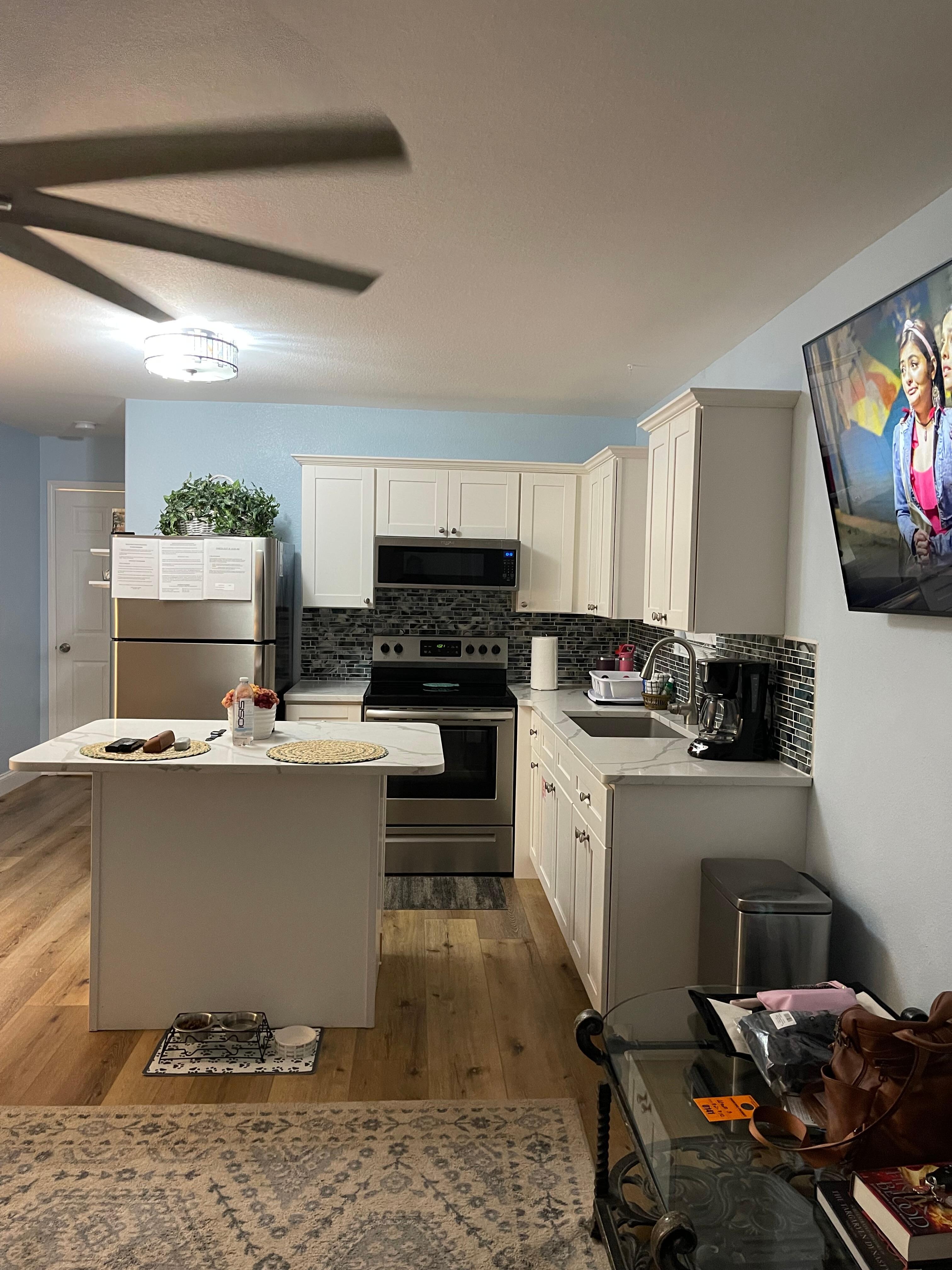 These photos are with our stuff unpacked , but it was beautiful 