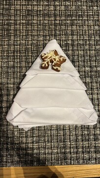 Delicadeza do guardanapo no restaurante do Hotel